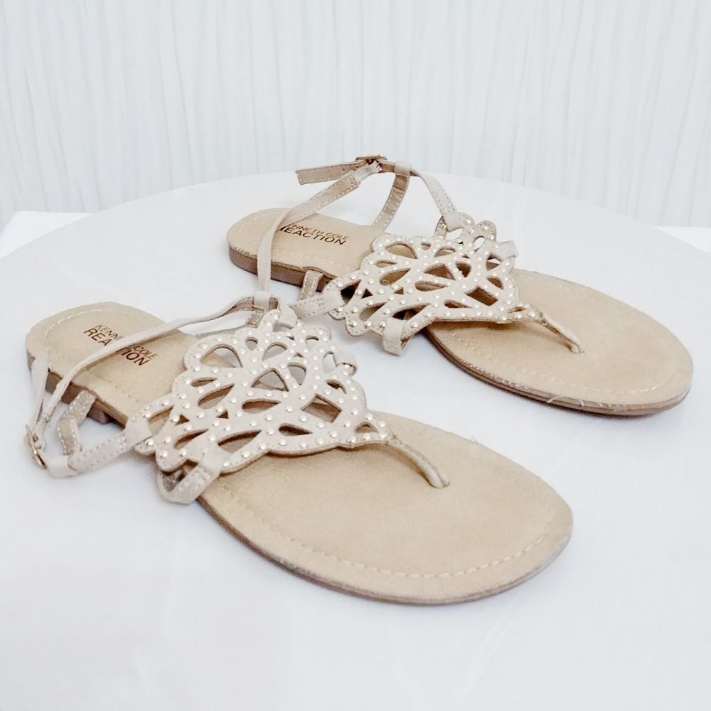 Kenneth Cole Reaction Nude Tan Flat Sandals Size 7.5